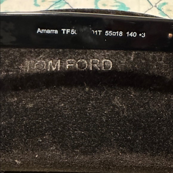 Tom Ford black Frame Sunglasses - Picture 3 of 13